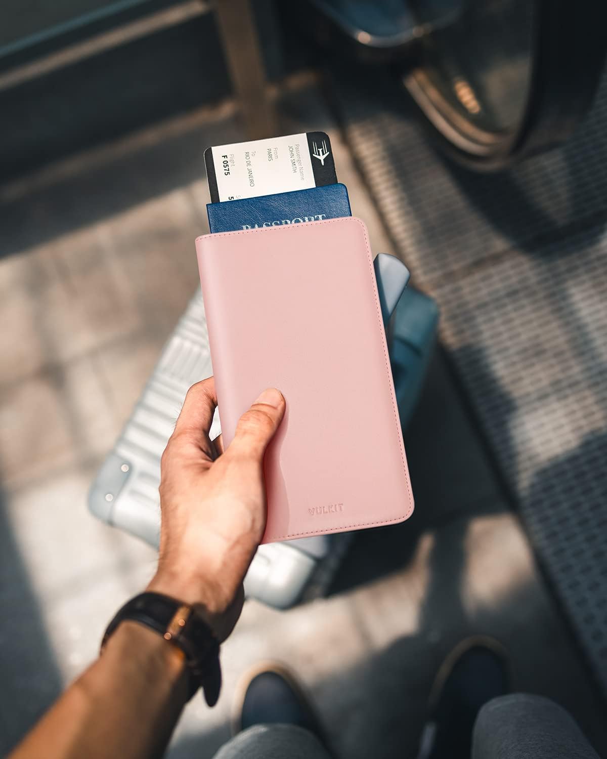 VULKIT Passport Holder Wallet RFID Blocking Travel Wallet for Men & Women - Image 6